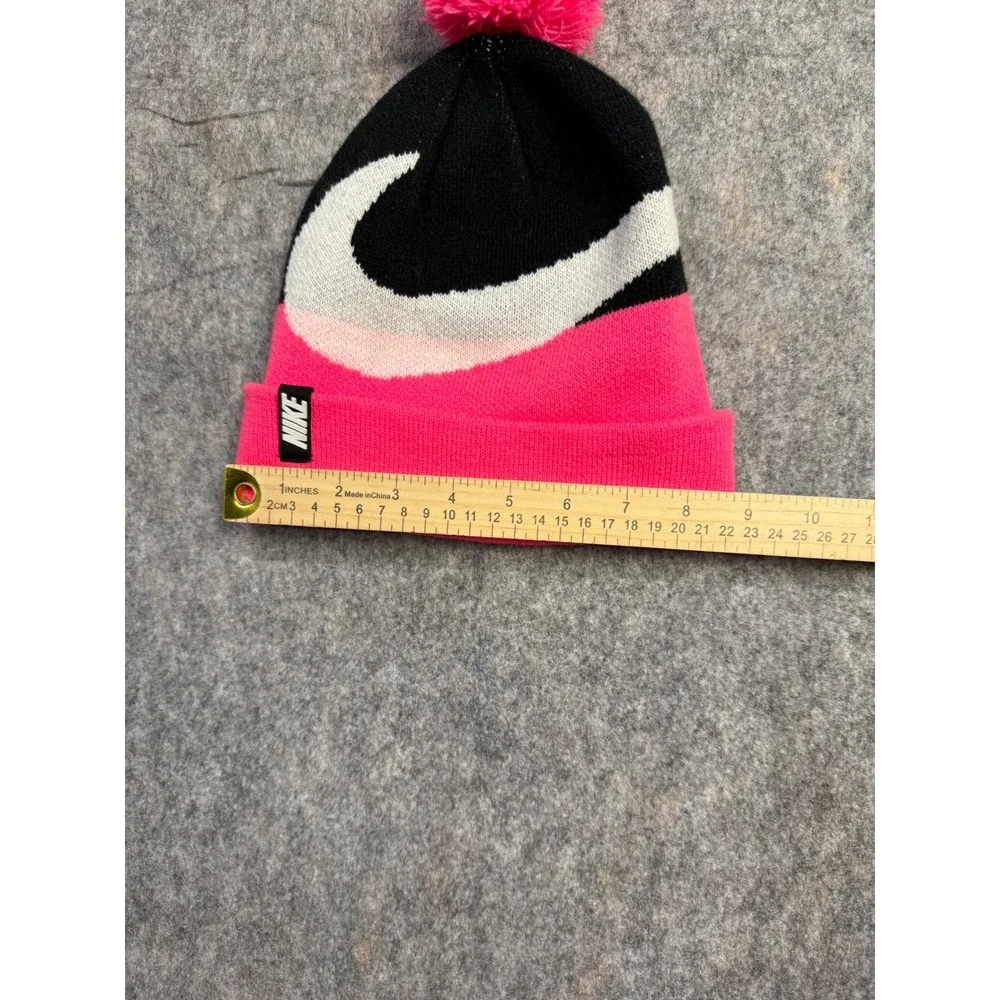 Nike Youth Beanie Pom Pom Black Pink White‎ Swoosh Logo Winter Hat